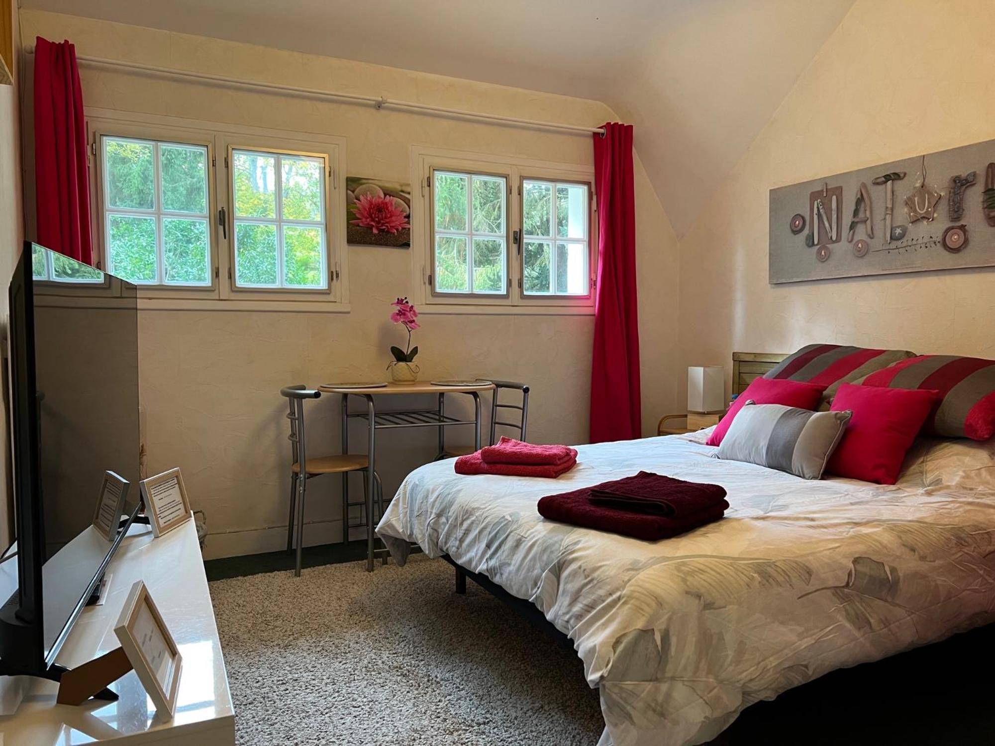 Le Bois Des Sources Apartment Saint-Marcel  Luaran gambar
